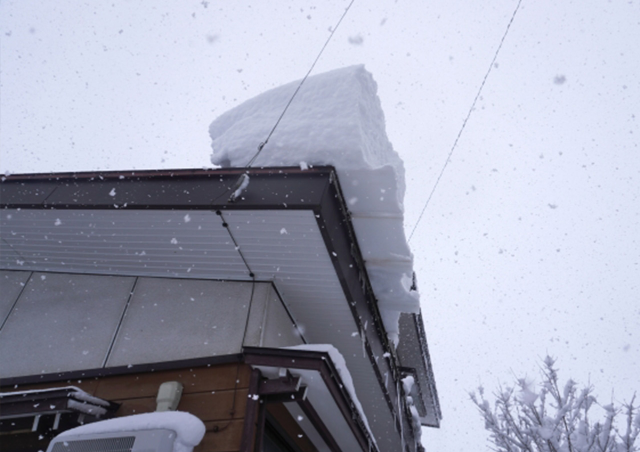 落雪　崩壊　屋根　札幌