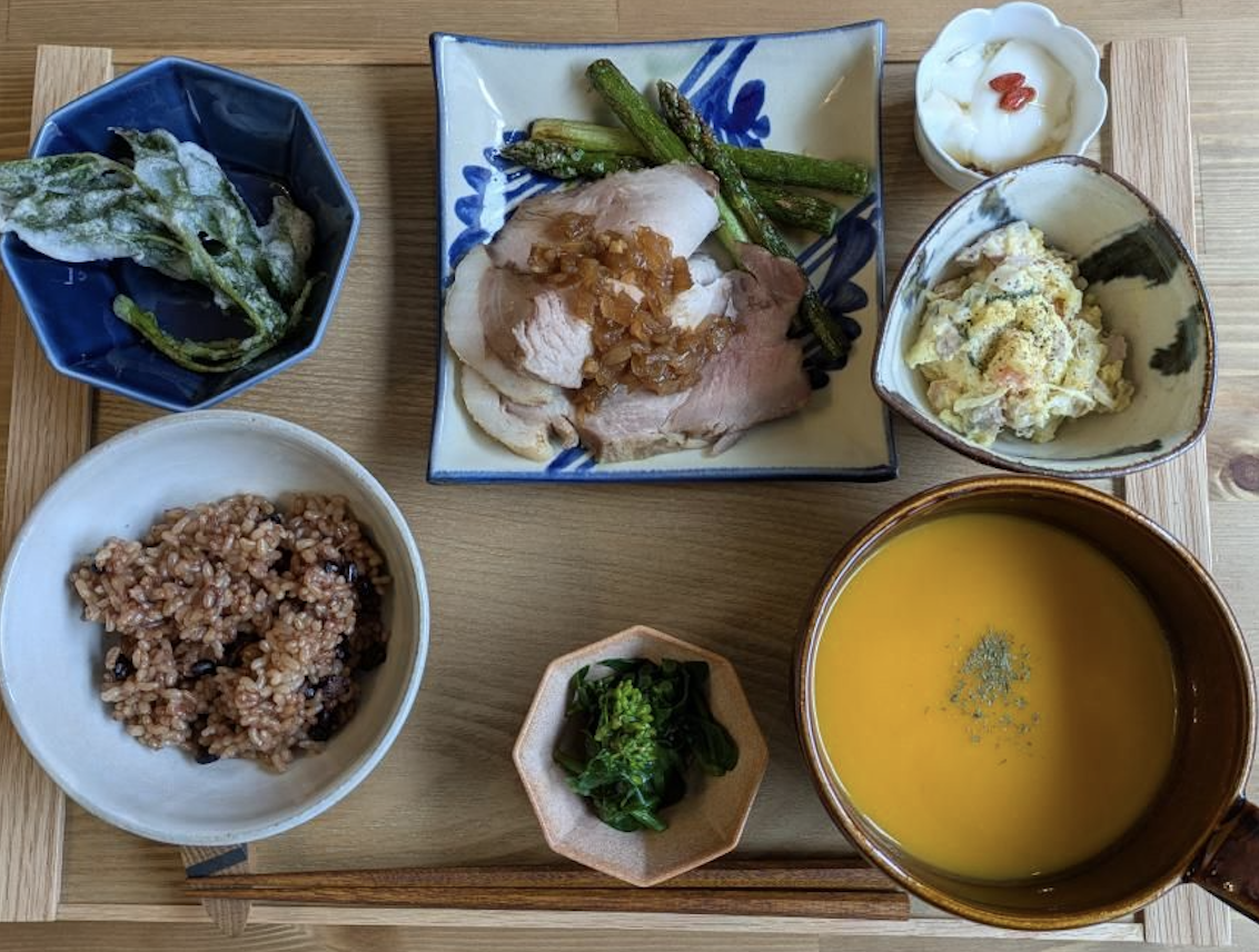 琴似発寒川ほとりcafe