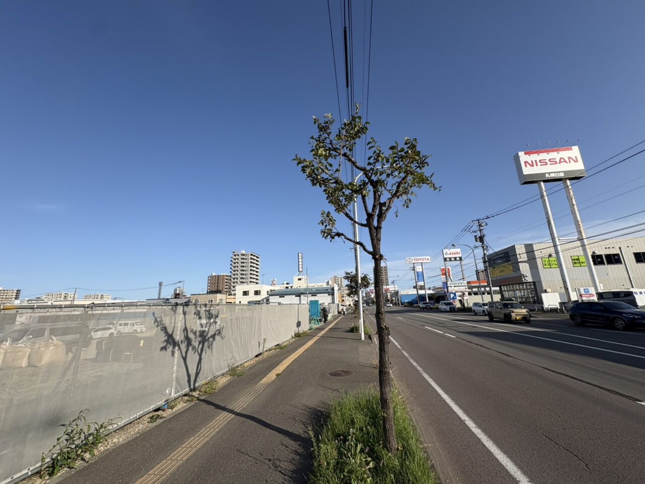 西野はま寿司すき家